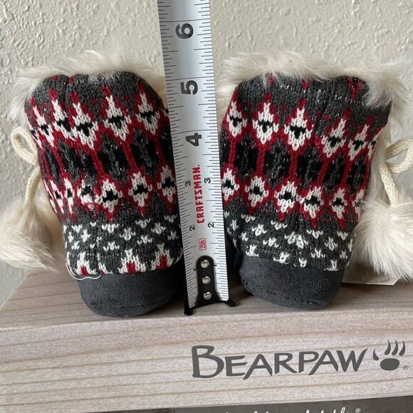 NIB BearPaw Kinsley Youth Red Holiday Slipper Booties Sizes S,M,L,XL - Picture 5 of 8